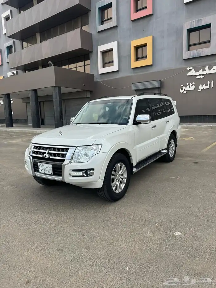 باجيرو 2017 فل كامل 3800 1