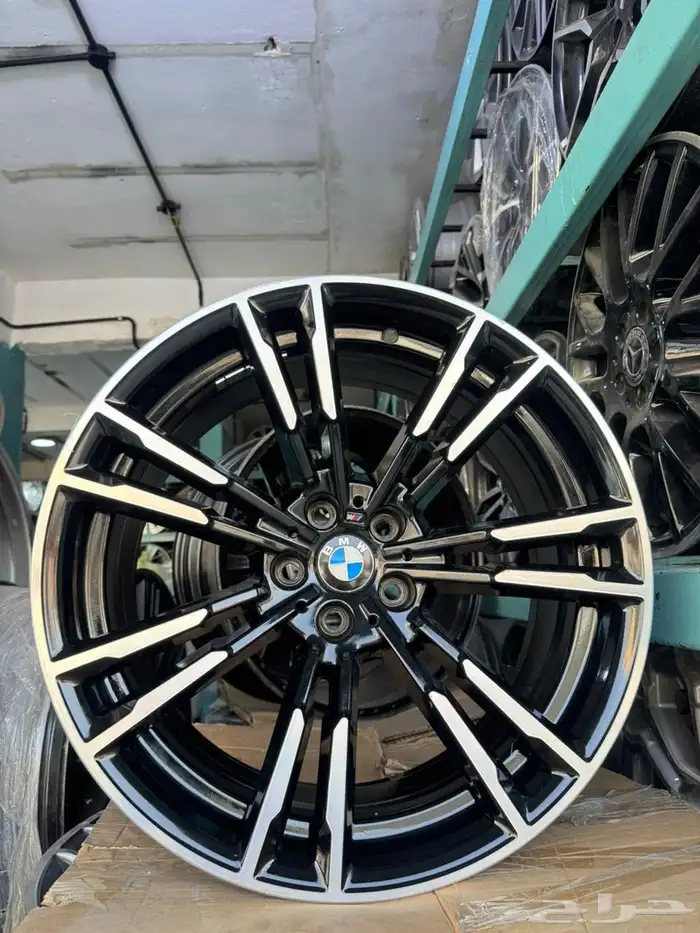 جنوط بي ام دبليو الفئه الخامسه 2022مقاس 20 0