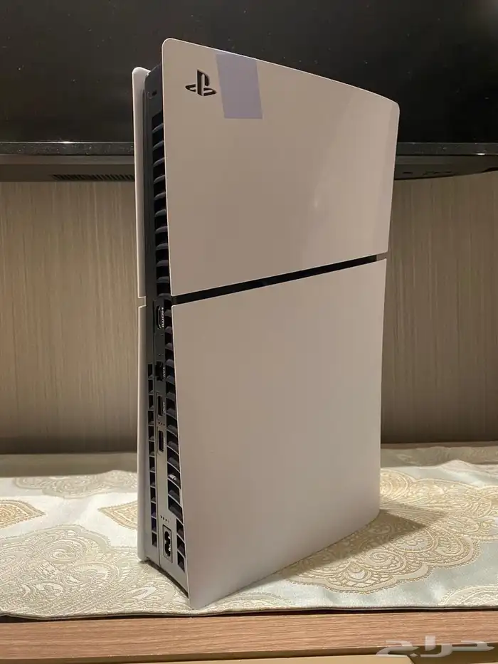 بلايستيشن 5 سليم (على الضمان) 1