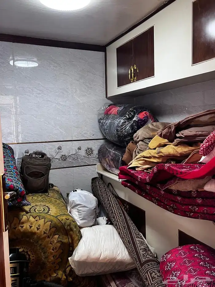 غرفة شرائح شبه جديدة 21متر 2