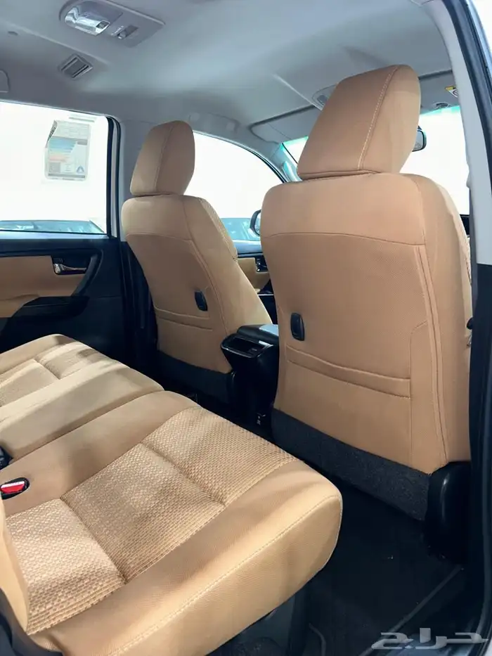 تويوتا فورتشنر ديزل 2022 دبل - عداد 125 الف كيلو فقط 8