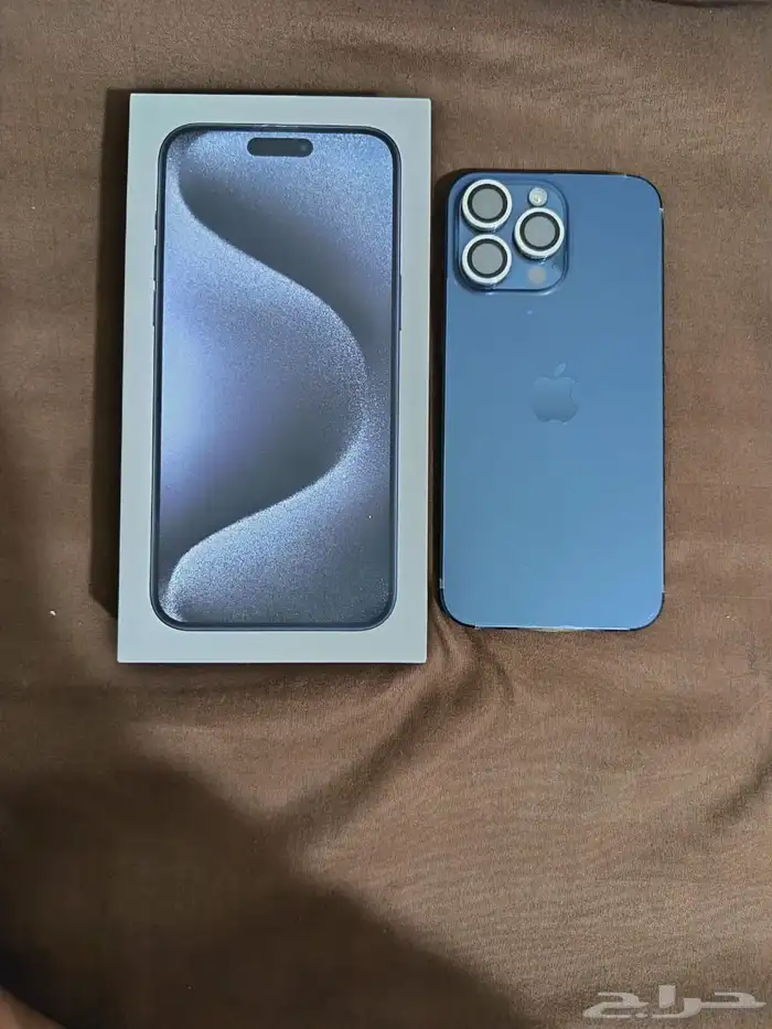 للبيع آيفون15بروماكس نظيف 7