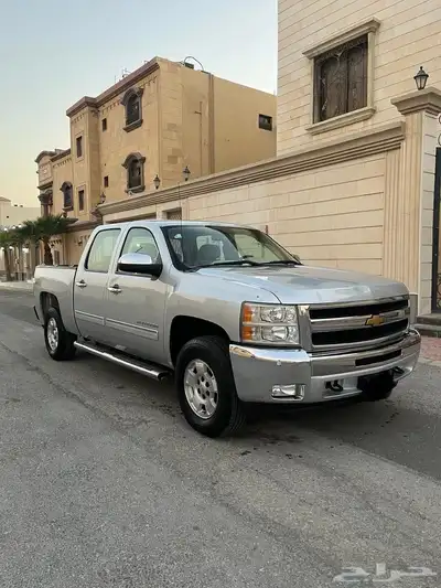 للبيع شفرولية سلفرادو دبل Z71 موديل 2013 index