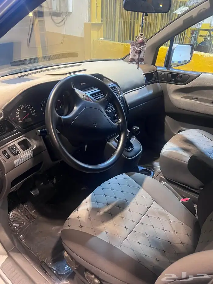 سيارة ميتسوبيشي 7