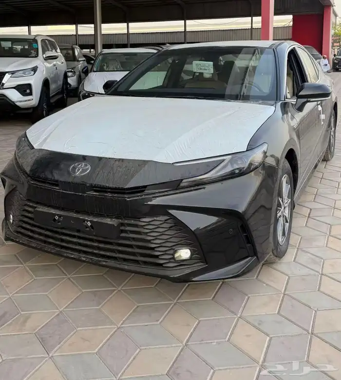 كامري 2025 هاييرد E بيع مستعحل بسعر اقل ممشى15 كيلو 1