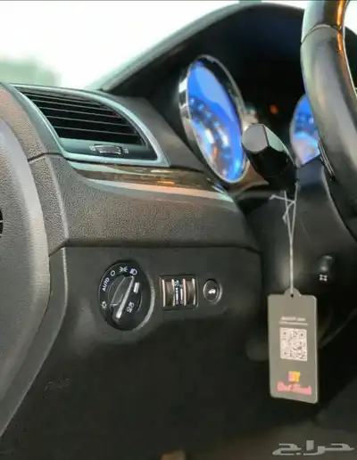 للبيع كرايسلر C300 2012 نظيف جدا index