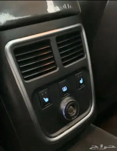 للبيع كرايسلر C300 2012 نظيف جدا index