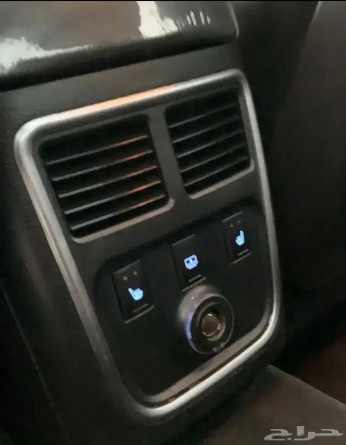 للبيع كرايسلر C300 2012 نظيف جدا 2