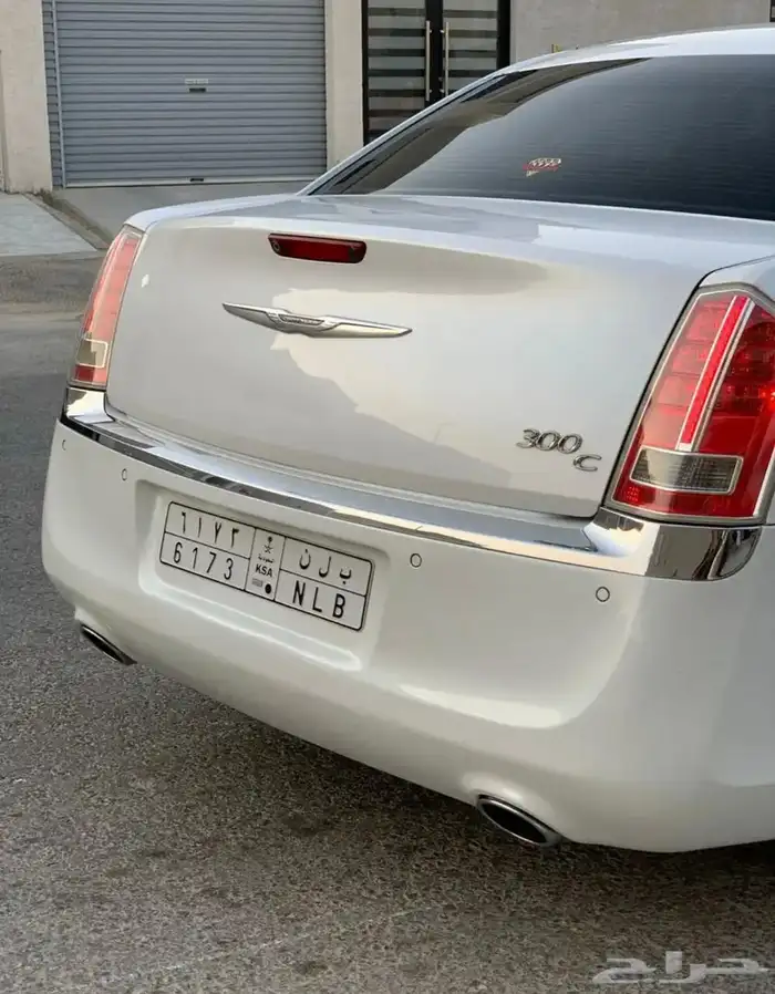 للبيع كرايسلر C300 2012 نظيف جدا 22