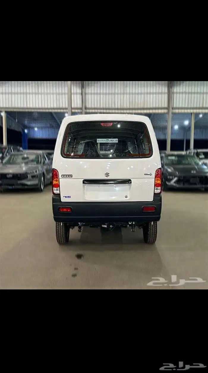 سزوكي ايكو 2025 3