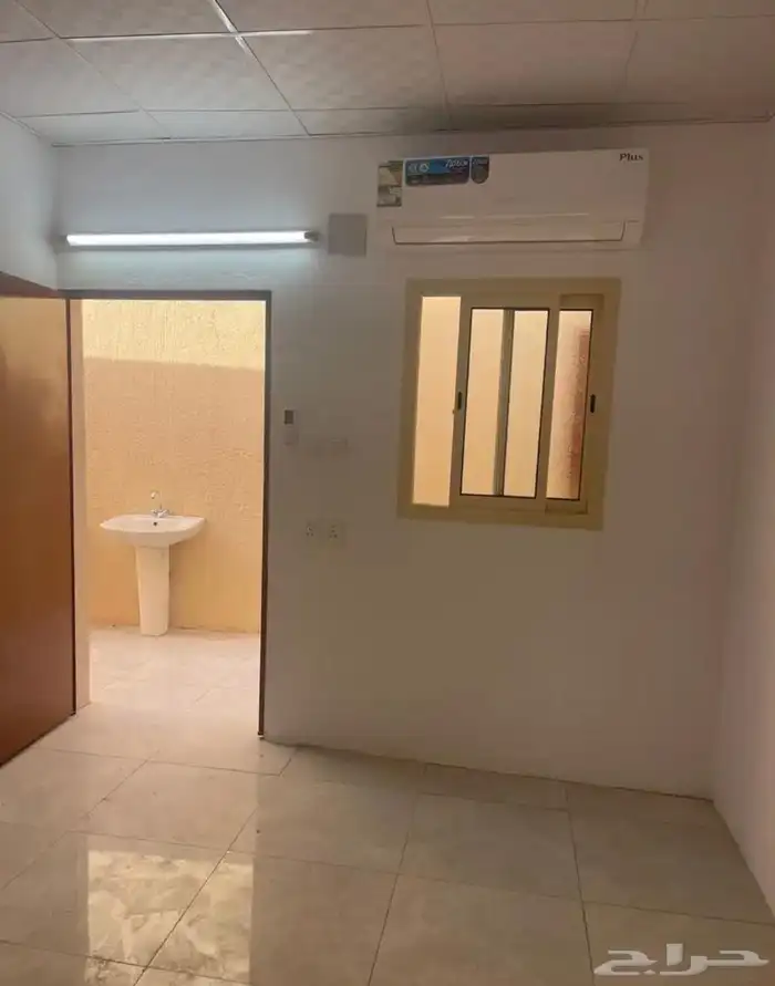 غرفة للإيجار في المزاحمية 0