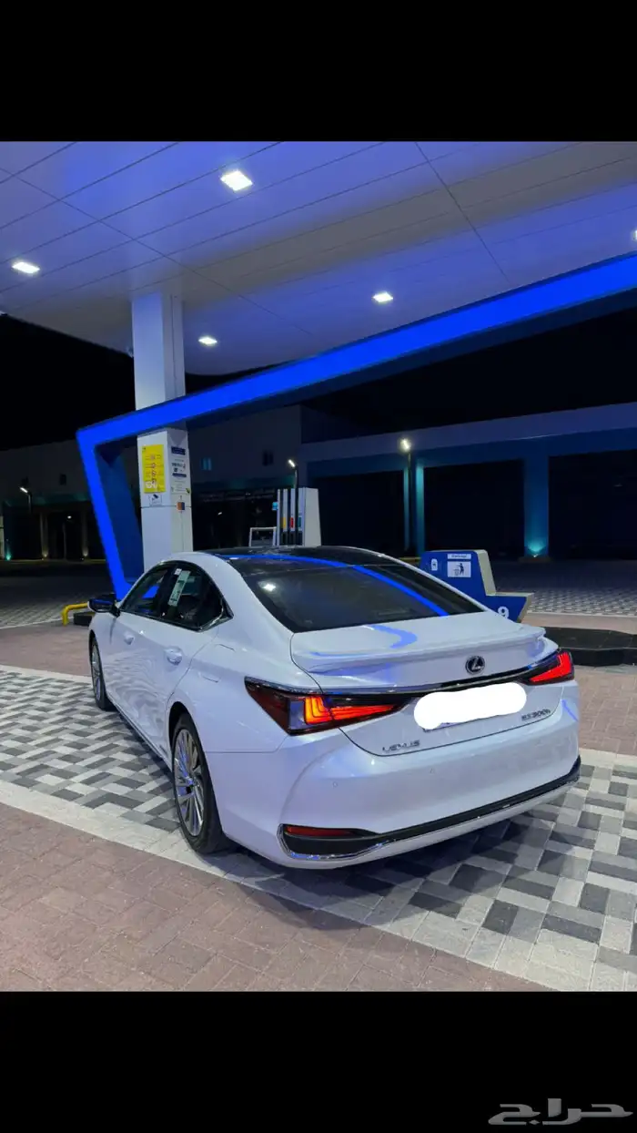 لكزس es300h نص فل 2022 4