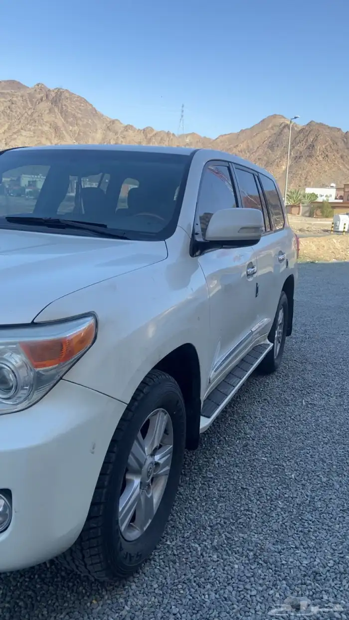 لاندكروزر 4