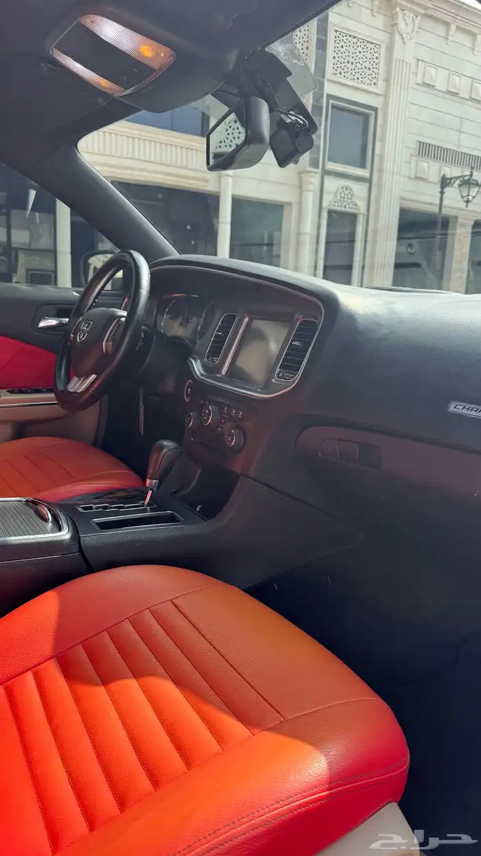 دودج تشارجر 2014 للبيع 38