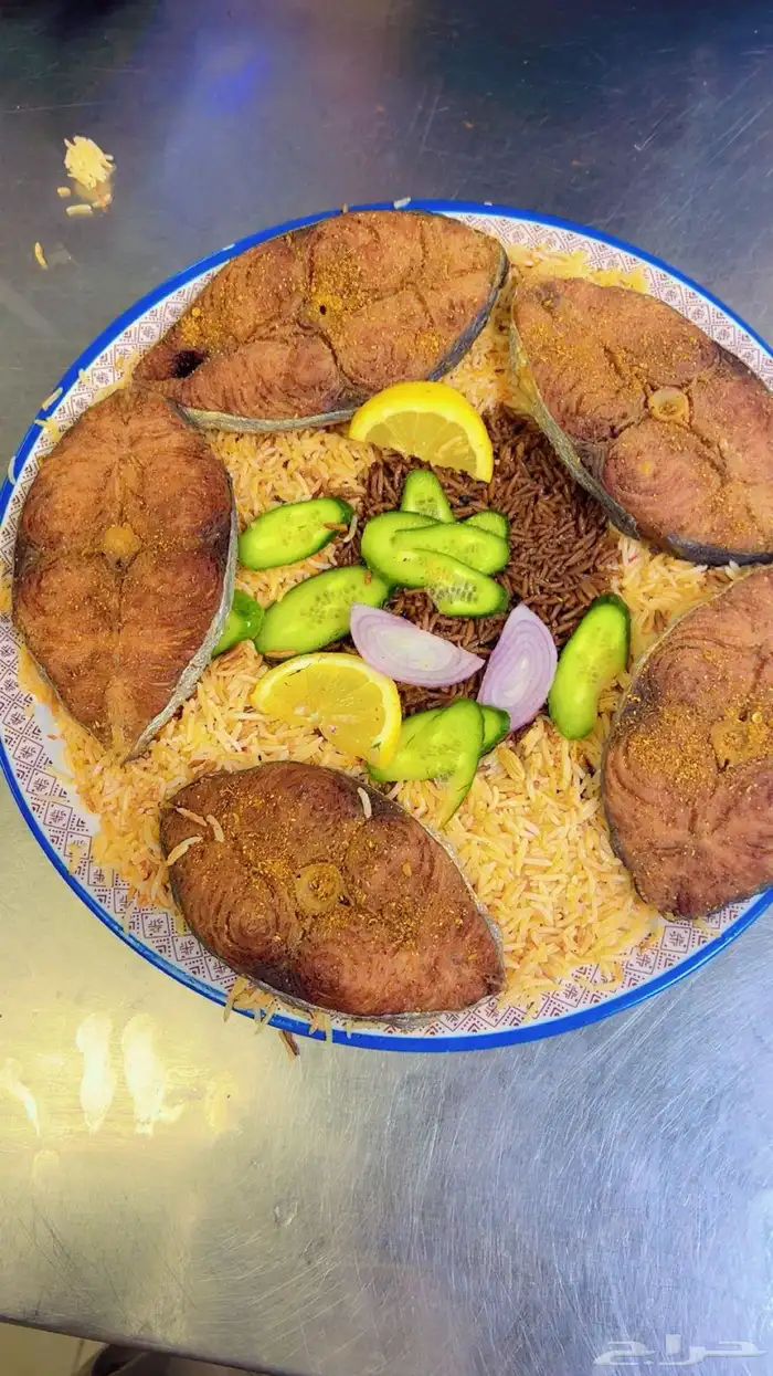 يوجد لدينا أسماك طازة يومية ني وفي جاهز مقلي مشوي المناسبا 15