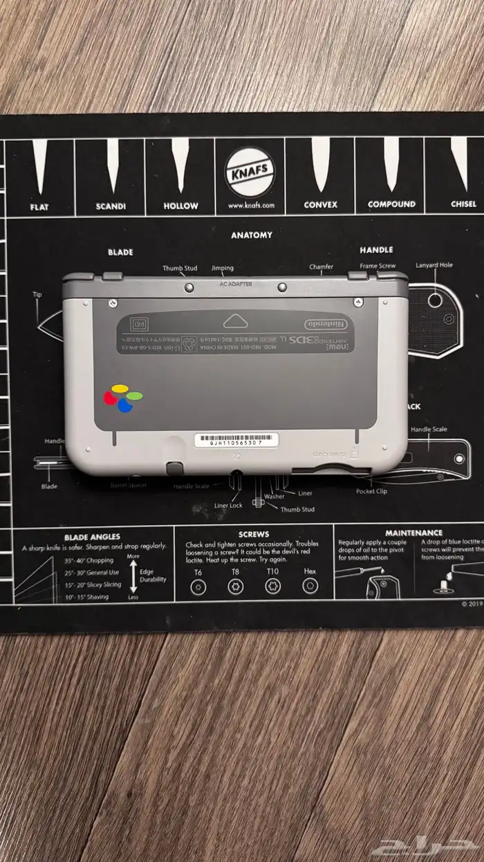 New Nintendo 3DS LL FAMICOM EDITION 1
