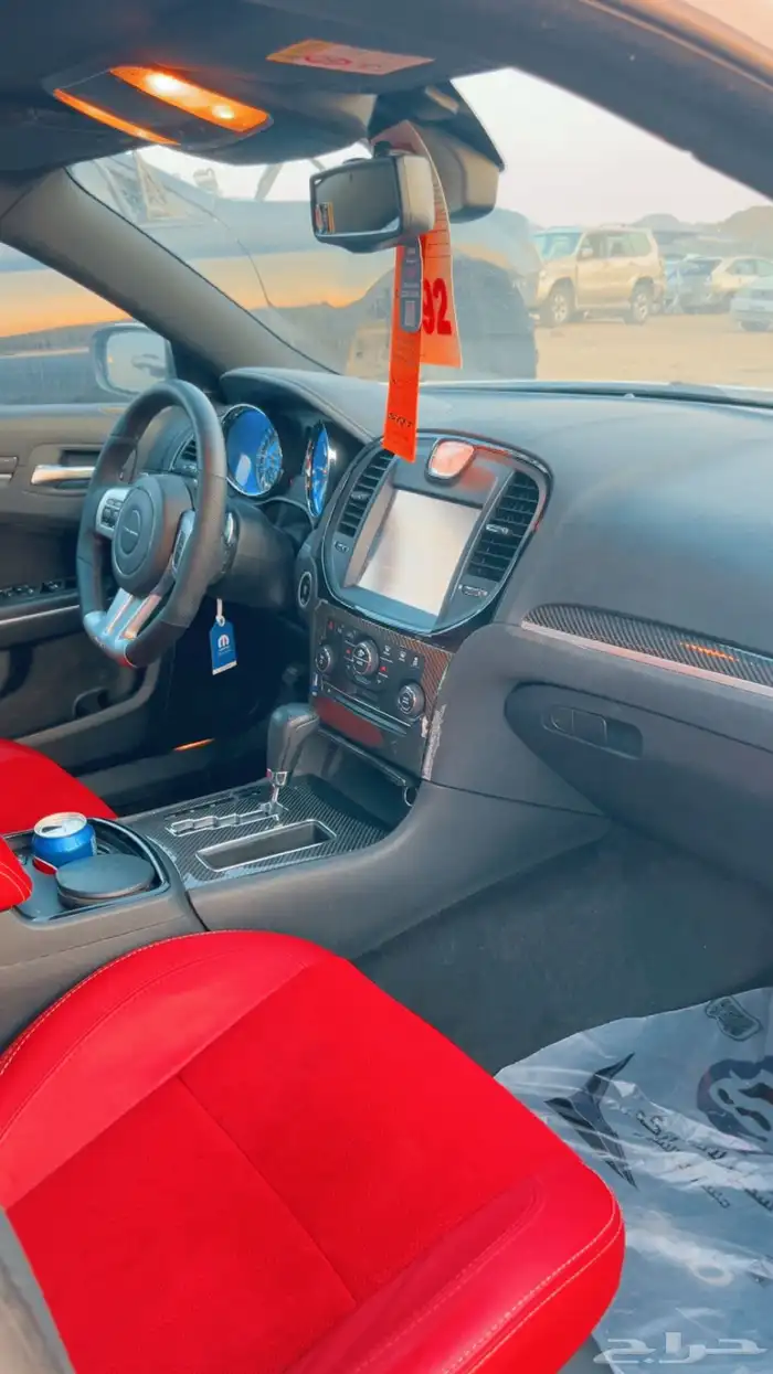 كلزلر SRT 2014 السيارة قطع غيار اللي يبغي منها قطعة يكلمني 5