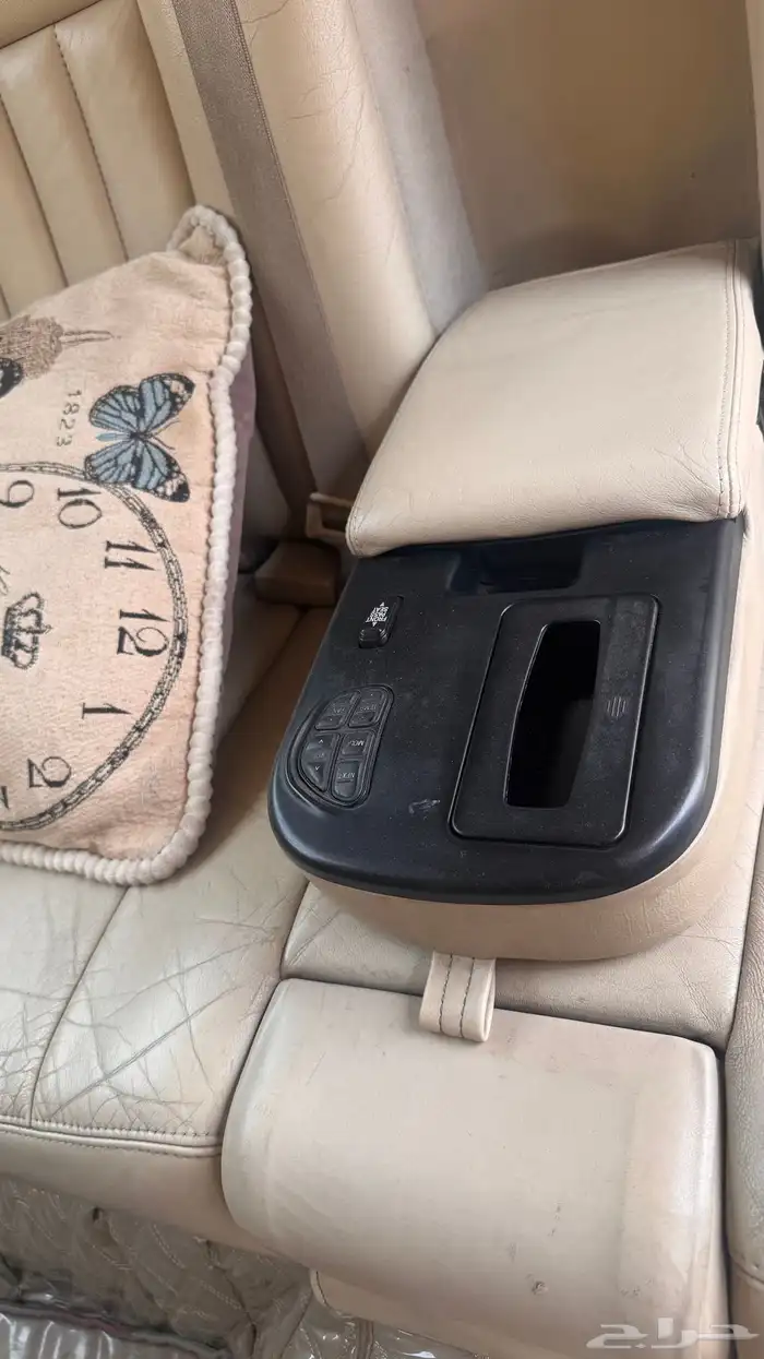 لنكولن تاون كار لارج 7