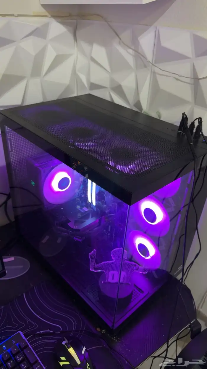 بيسي قيمنق للبيع الجهاز ماصرله 7 شهور الكرت 4060 3