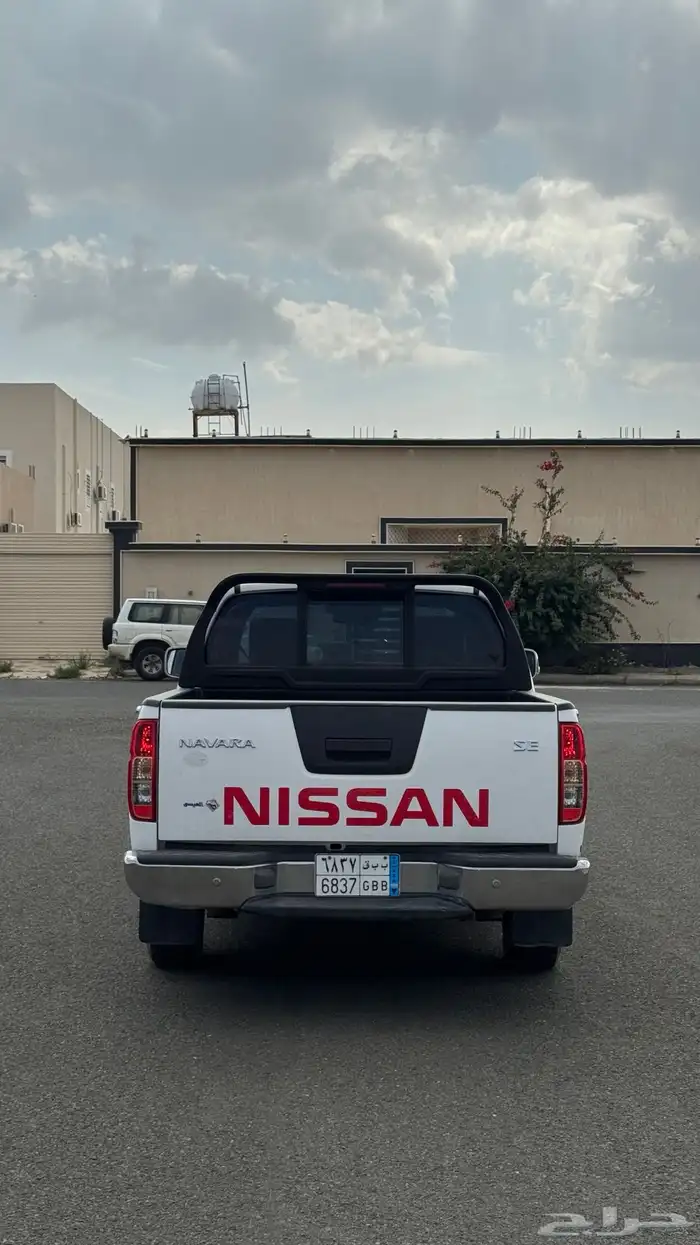 نافارا 2015 نظيف للبيع 2