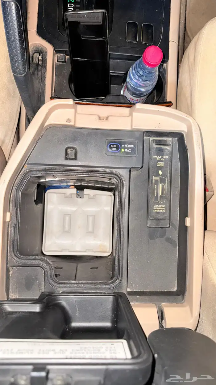 تويوتا لاندكروزر 12