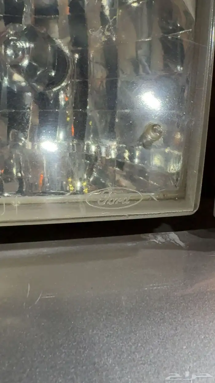 فورد فكتوريا2011 ممشى330 الف كيلو 19