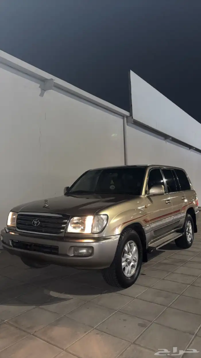 لاند كرورزر جي اكس ار 0