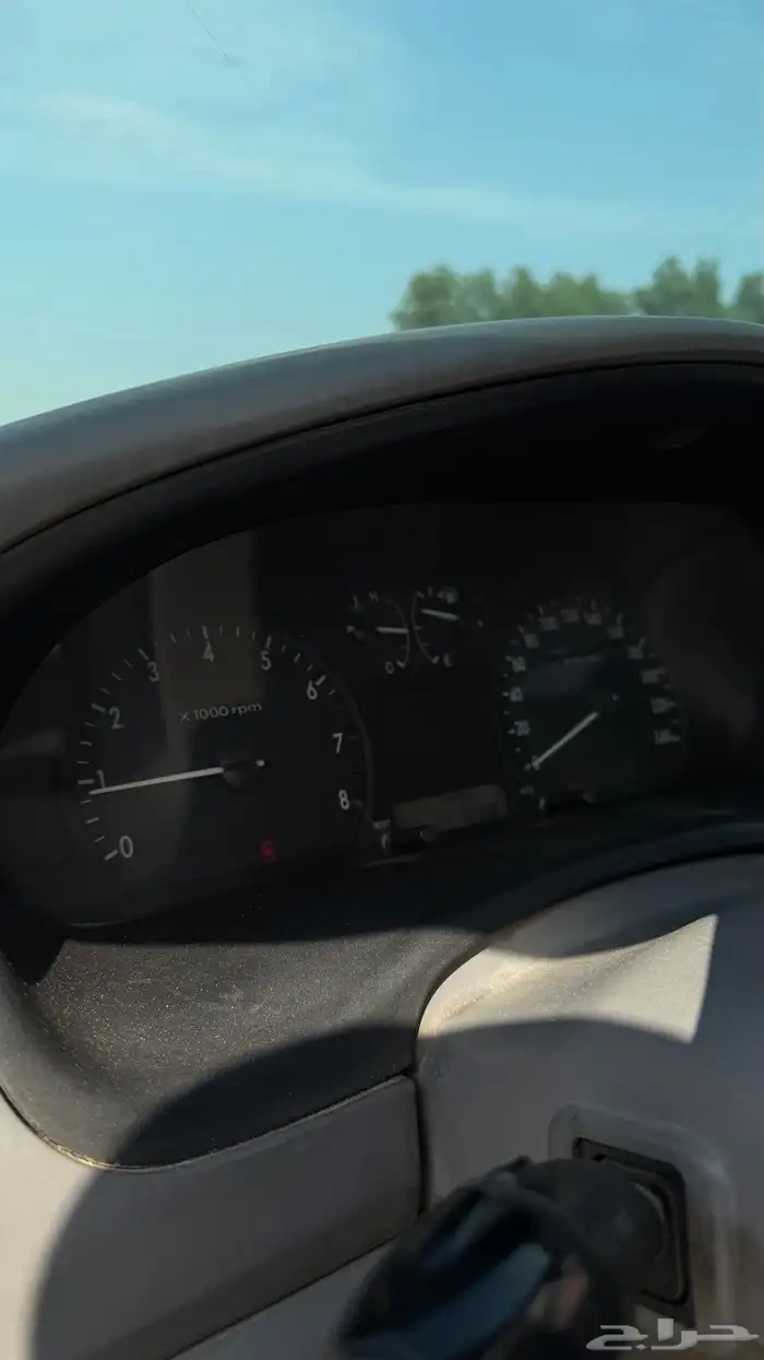 للبيع أوبتيما 2004 قير عادي مخزنه 11