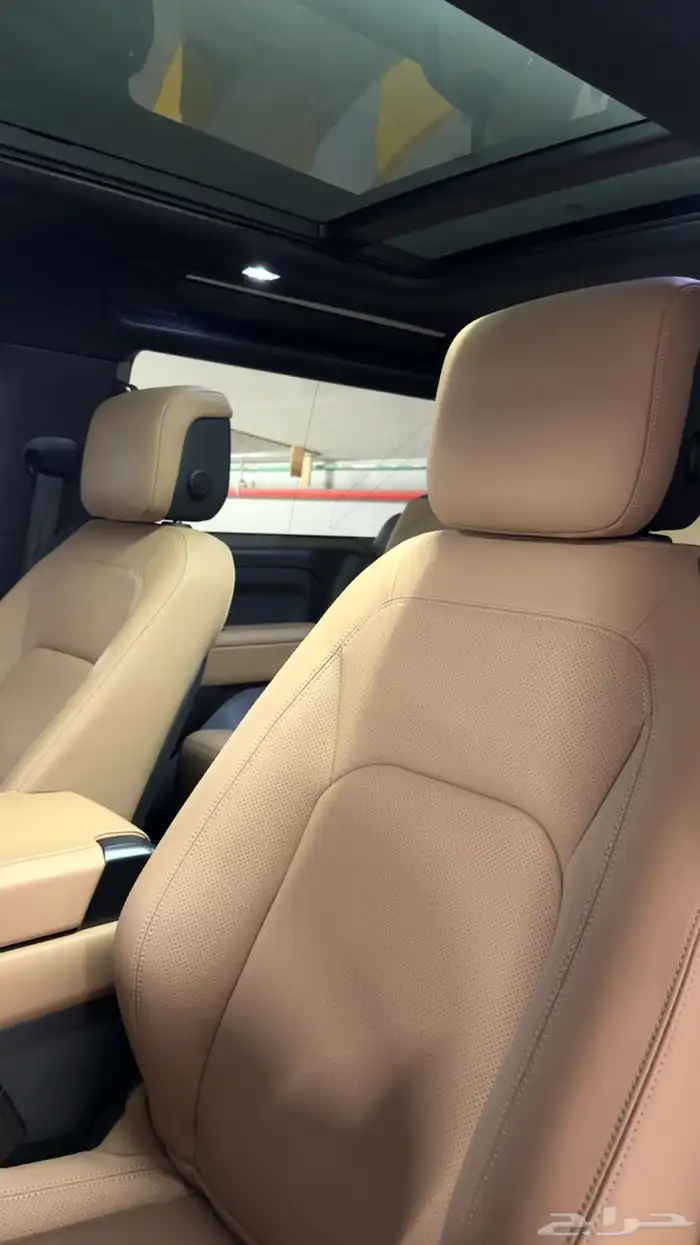 ديفندر 2025 ناغي 12