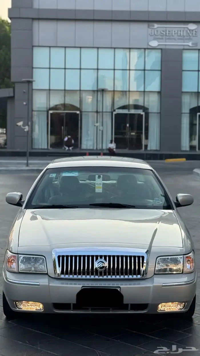 للبيع فورد جراند ماركيز 2010 فل كامل امريكي 11