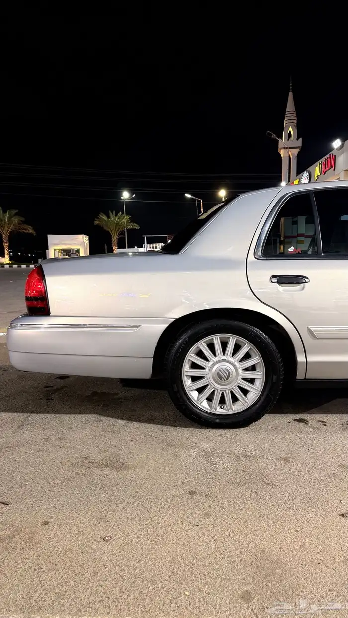 فورد ماركيز 2011 2