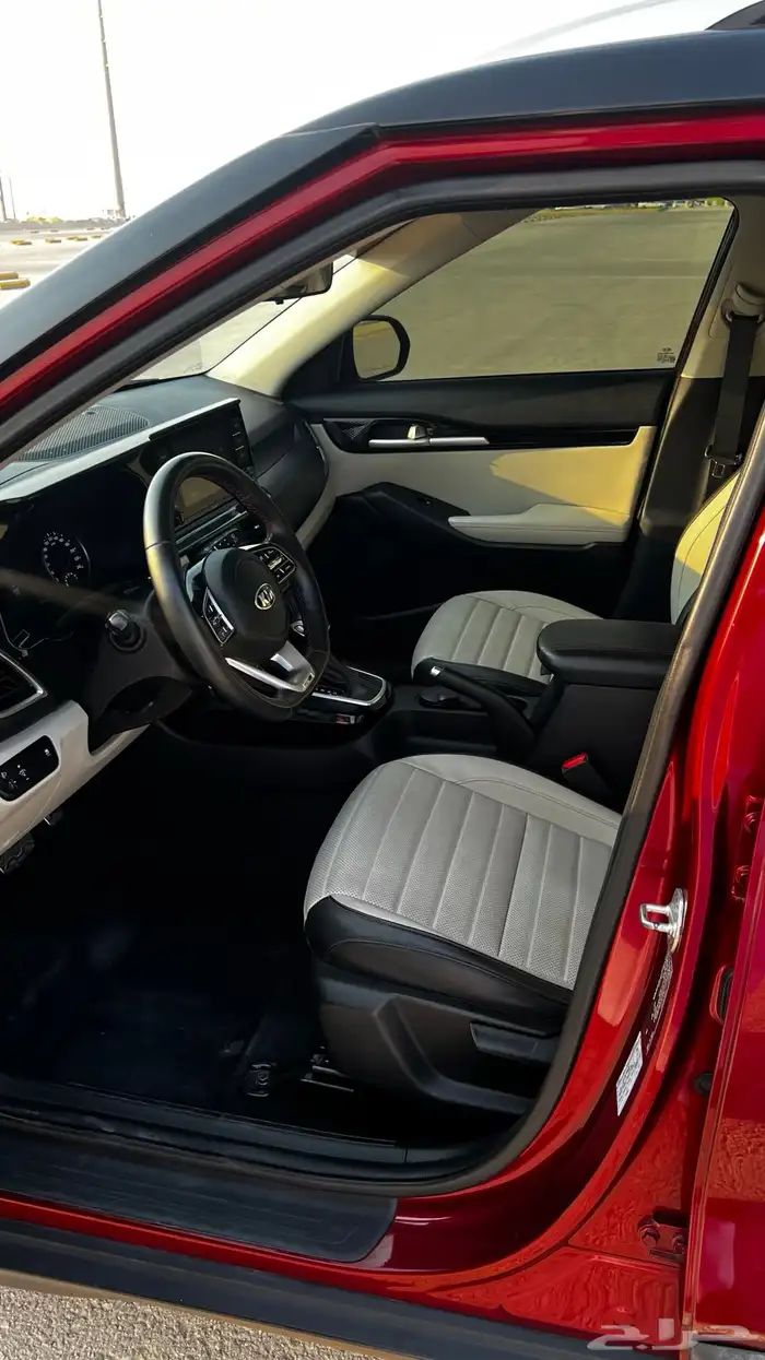 للبيع كيا سيلتوس فئة GL Line وكالة. 10