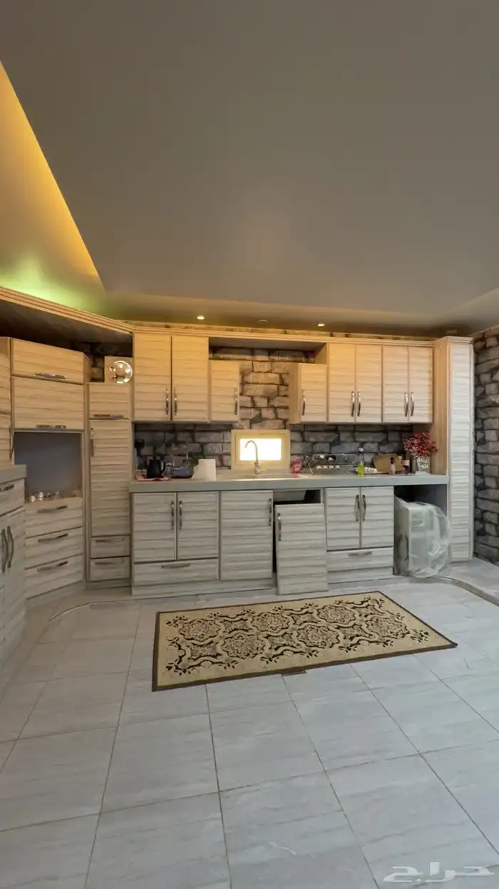 مطبخ شبه جديد 0