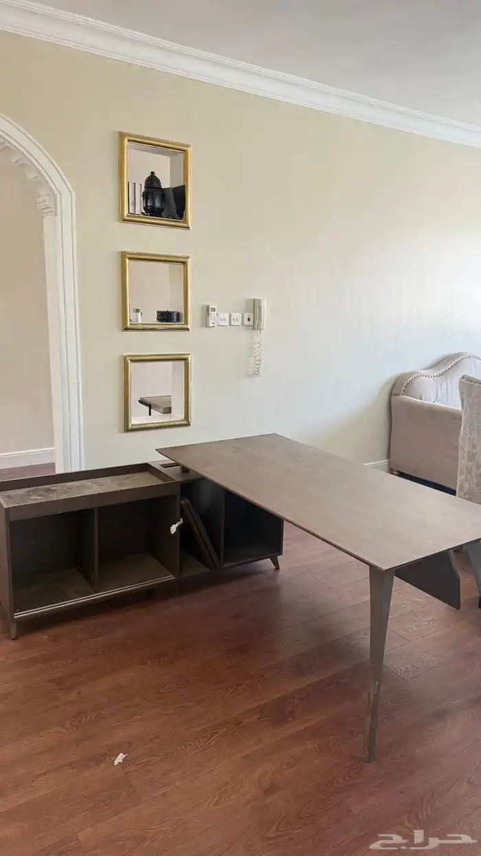 طاوله مكتبيه للبيع 0