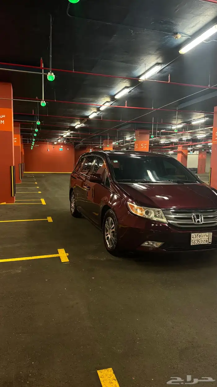 للبيع هوندا اودسي عائلية موديل 2012 2