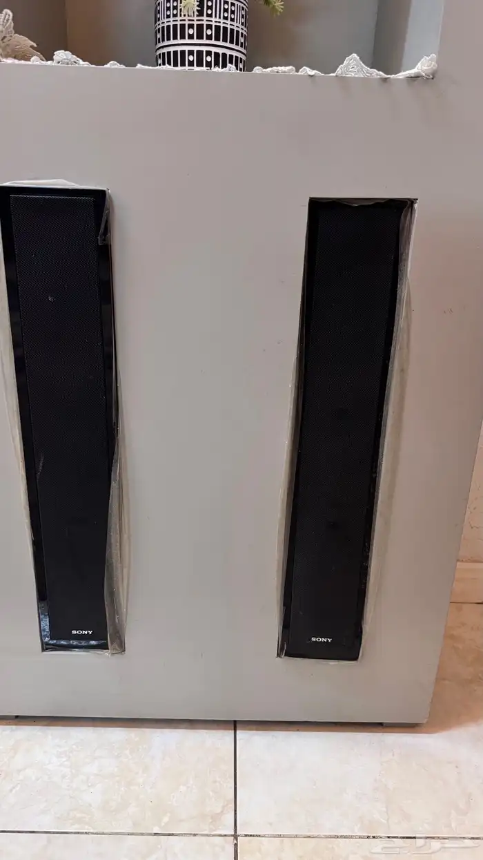 ديكور تلفزيون معه جهاز6 سماعات 4