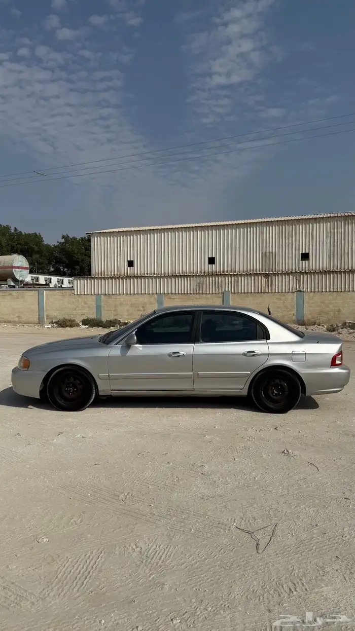 للبيع أوبتيما 2004 قير عادي مخزنه 1