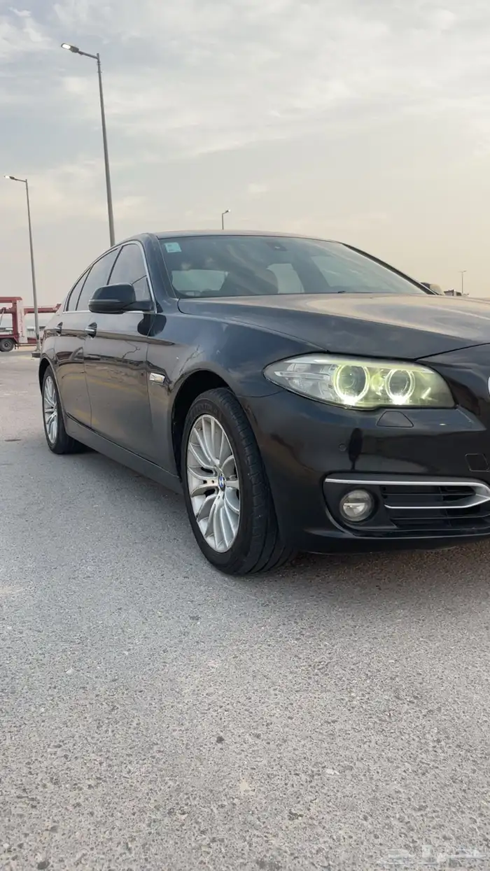 للبيع BMW 520I 3