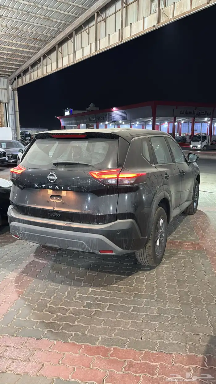 نيسان اكس تريل ستاندر 5 ركاب بدون دبل 2025 2