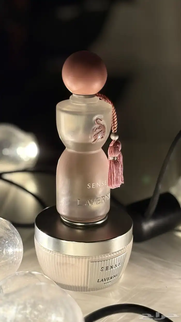 مصوره منتجات خمس صور مقابل منتج 5