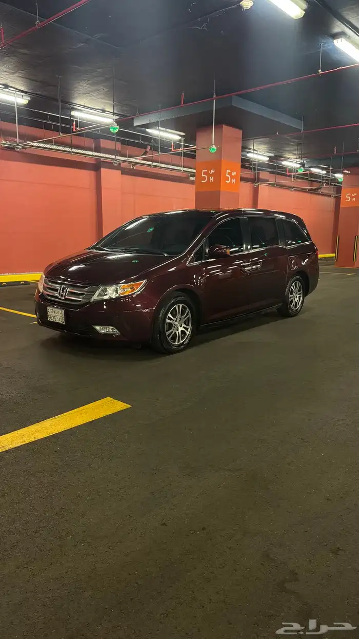 للبيع هوندا اودسي عائلية موديل 2012 0