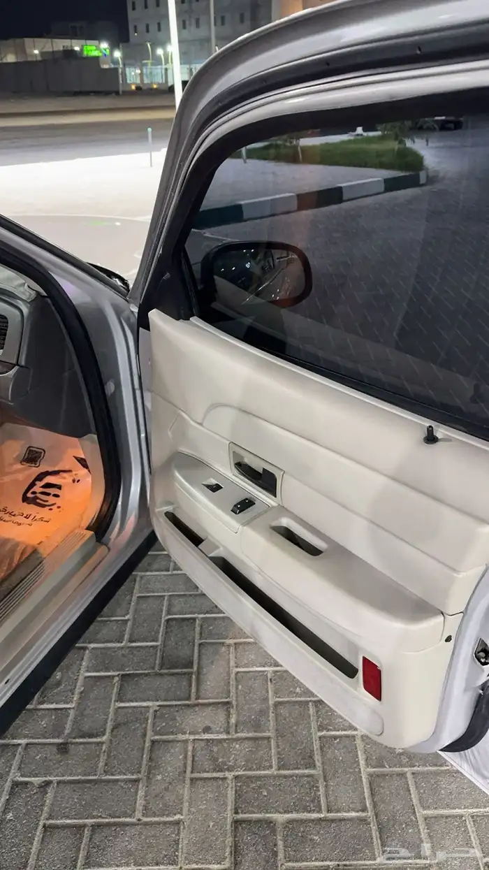 فورد فكتوريا2011 ممشى330 الف كيلو 12