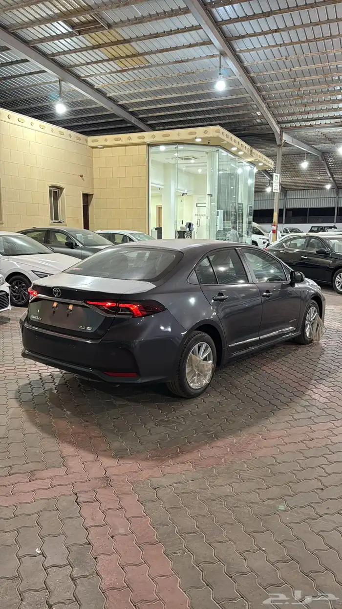 تويوتا كورلا XLI المطور بنزين 2025 2