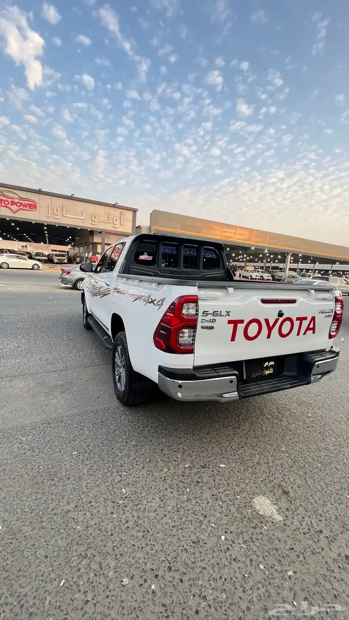 هايلوكس 2024 دبل غمارتين ديزل GLX -S تماتيك 14