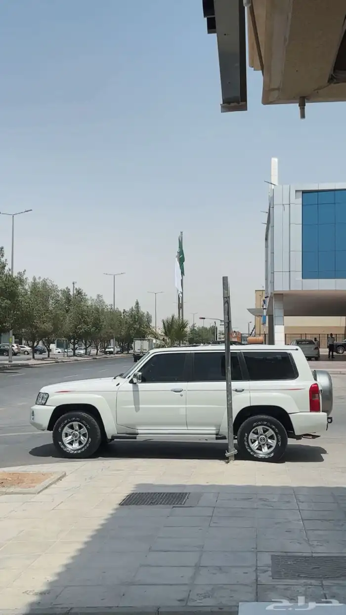 باترول سفاري فتك صالون 2021 فل كامل قير عادي 14