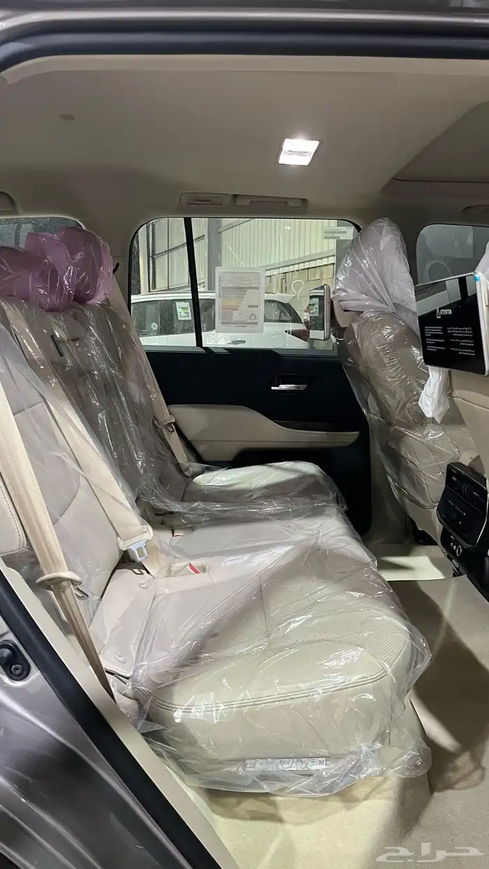 لاند كروزر GXR4 بنزين 2025 للبيع كاش أو أقساط ميسره 10