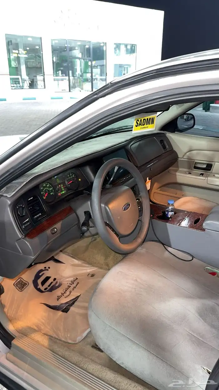 فورد فكتوريا2011 ممشى330 الف كيلو 7