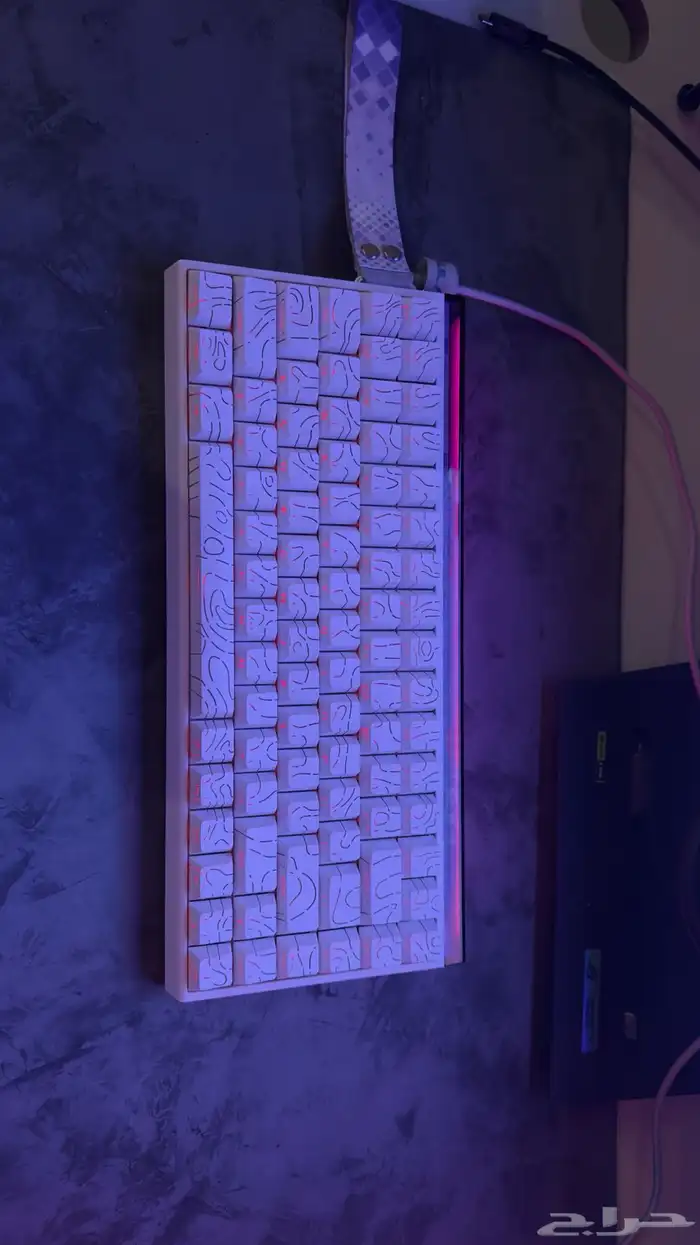 كيبورد مغناطيسي جديد للبيع 0