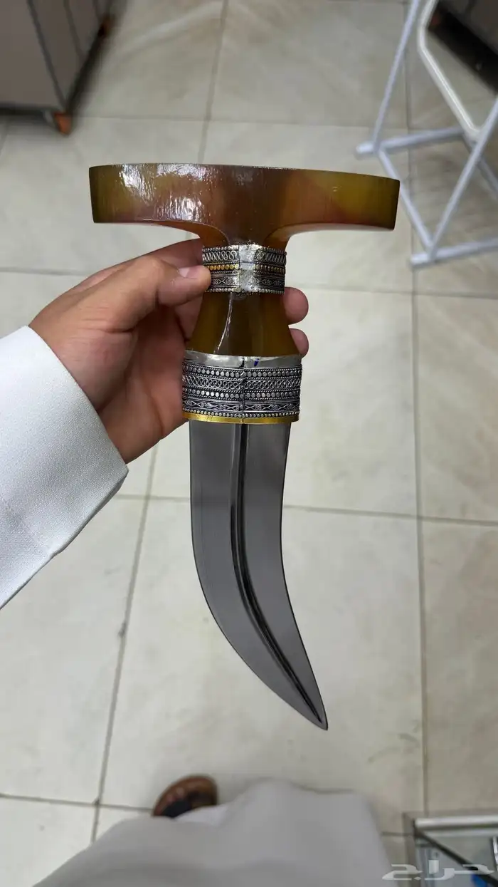 جنبية حك زراف مطرح 8 4