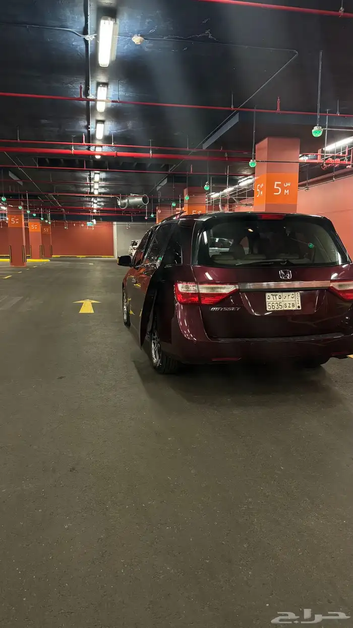 للبيع هوندا اودسي عائلية موديل 2012 20